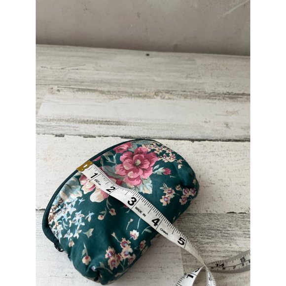 Small zippered green floral bag with matching key chain/change purse, lipstick - Picture 3 of 10